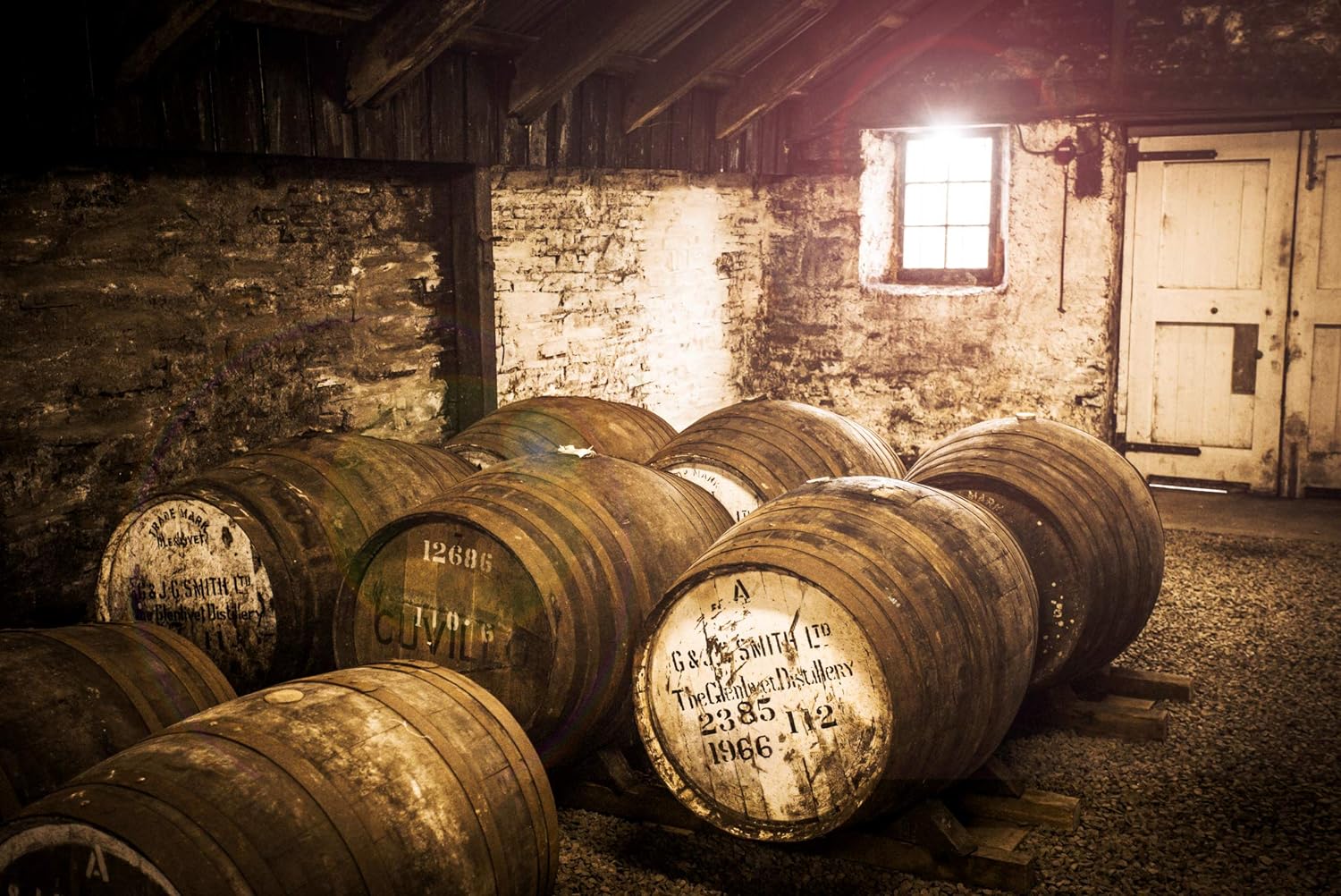 글렌리벳  싱글 몰트 스카치 12년 700ml 40度<br><small>グレンリベット 12年 700ml 40度</small>